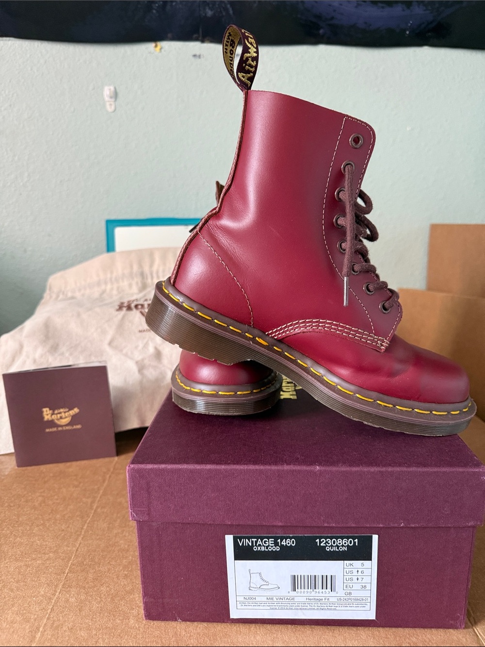 Vintage 1460 OXBLOOD Dr.Martens Women’s 7